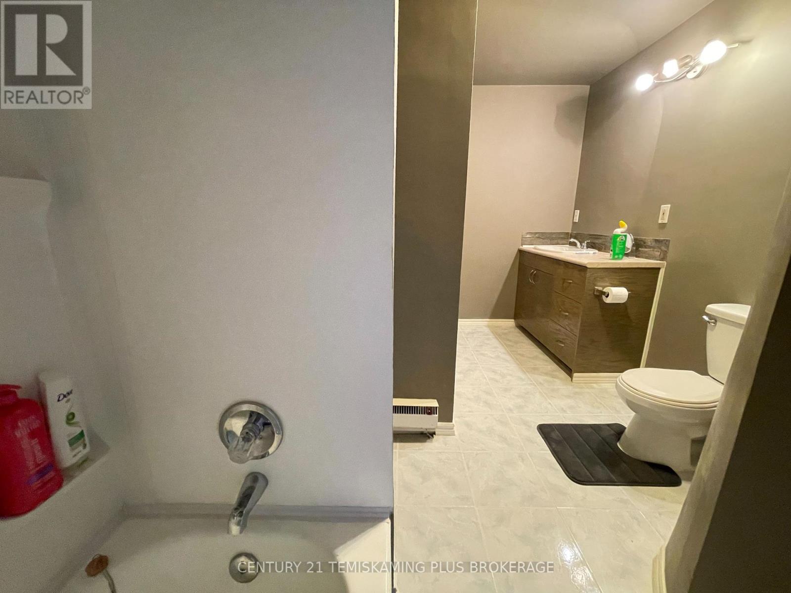 30 Seventh Avenue, Englehart, Ontario  P0J 1H0 - Photo 13 - T12139734