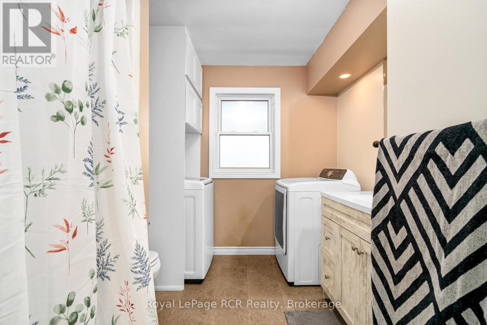 170 7th Street, Hanover, Ontario  N4N 1G5 - Photo 18 - X12139717