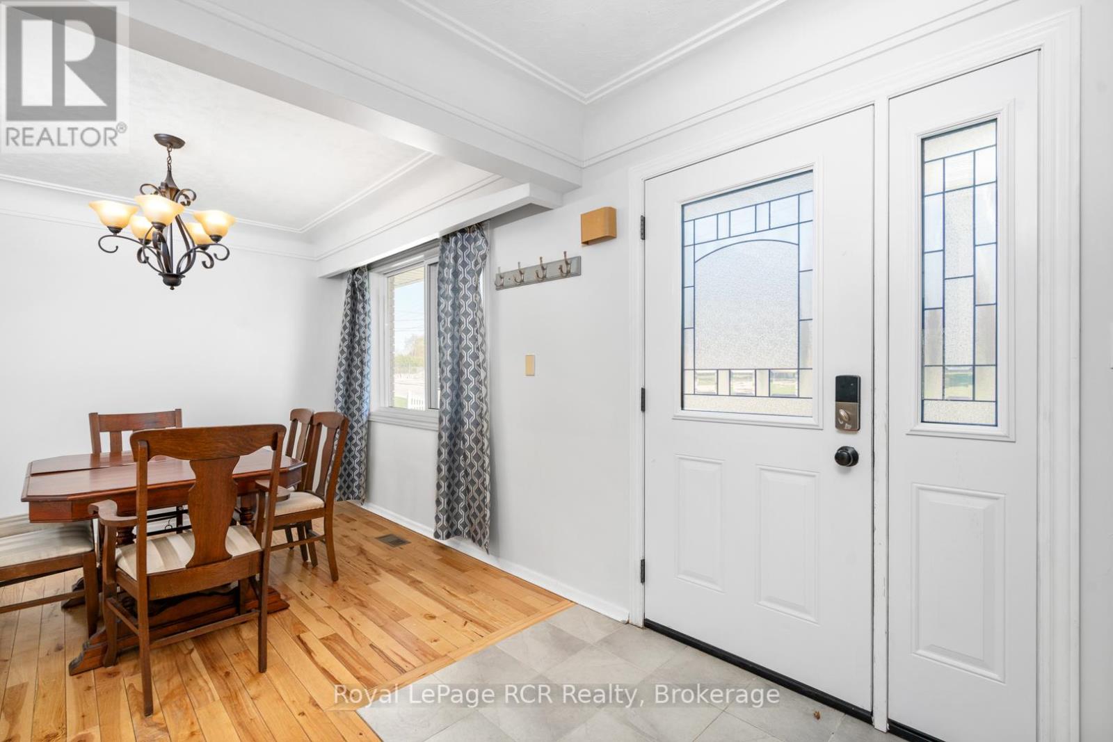 170 7th Street, Hanover, Ontario  N4N 1G5 - Photo 9 - X12139717