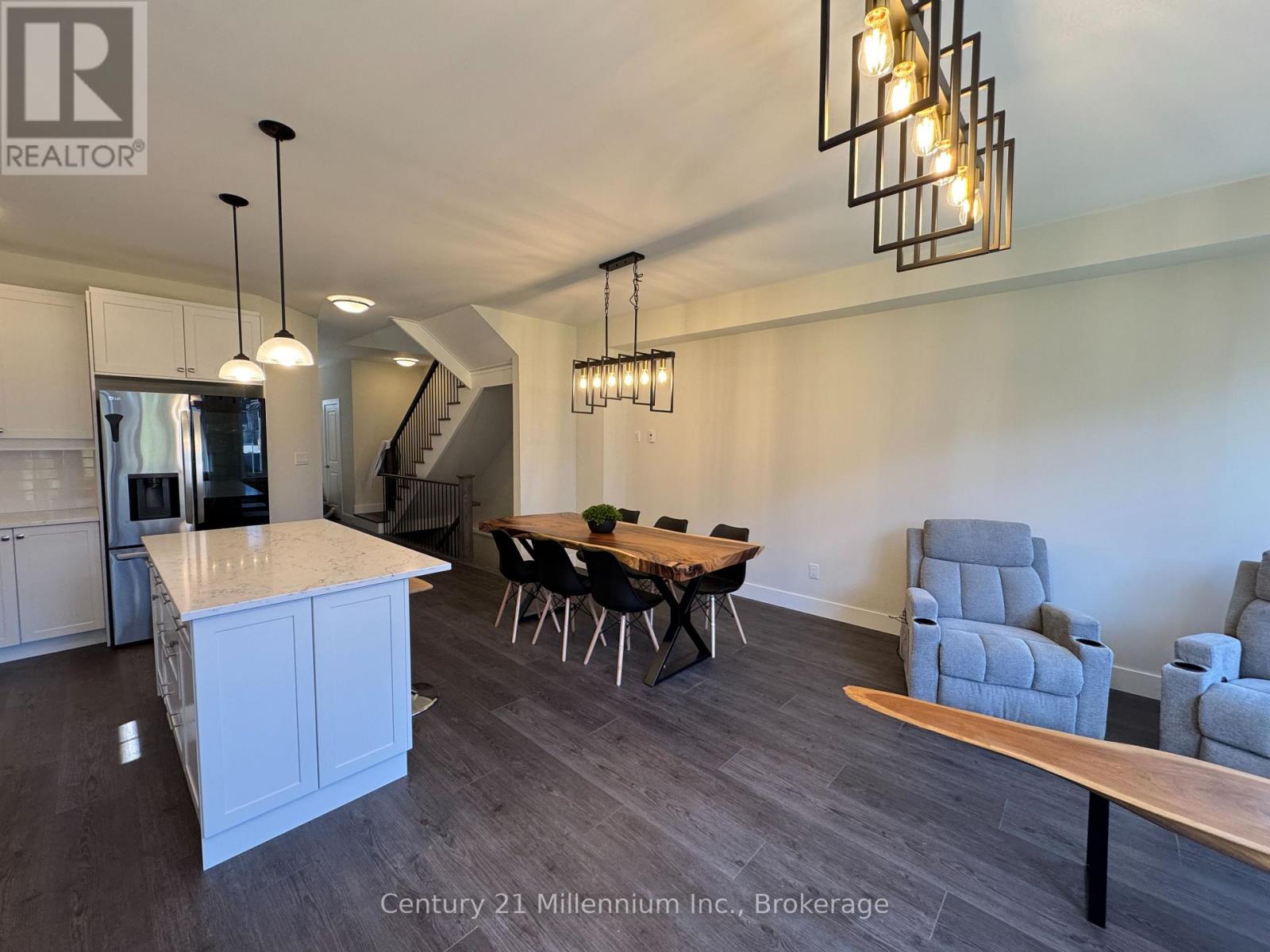137 Courtland Street, Blue Mountains, Ontario  L9Y 5L8 - Photo 15 - X12139738