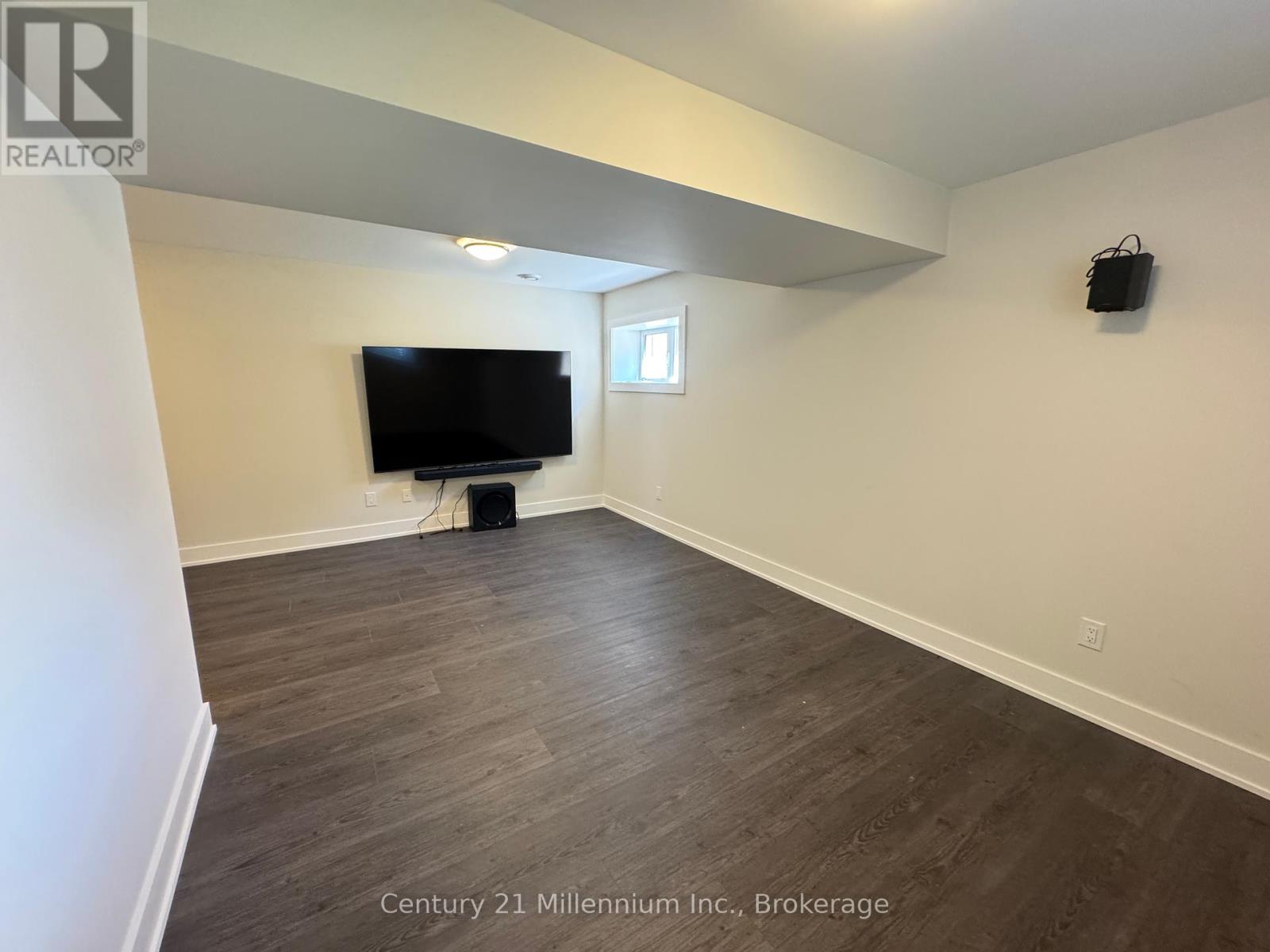 137 Courtland Street, Blue Mountains, Ontario  L9Y 5L8 - Photo 34 - X12139738