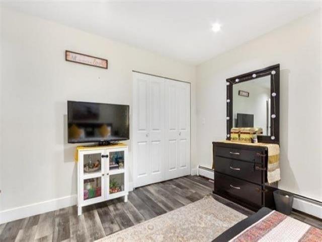 263 7493 140 Street, Surrey, British Columbia  V3W 6G5 - Photo 3 - R3000998