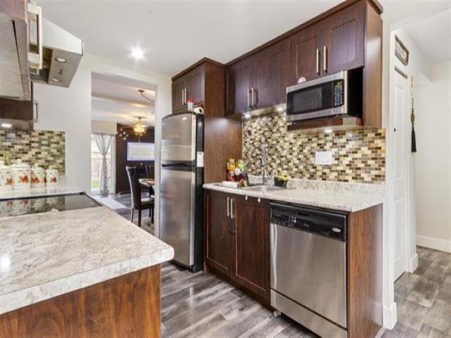 263 7493 140 Street, Surrey, British Columbia  V3W 6G5 - Photo 12 - R3000998