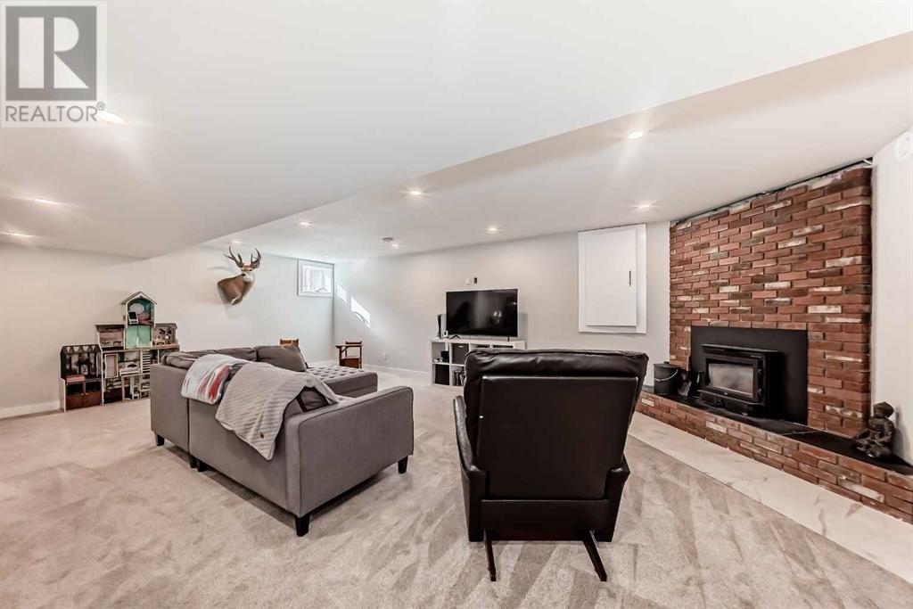 335 Oakfern Way Sw, Calgary, Alberta  T2V 4K2 - Photo 31 - A2217900