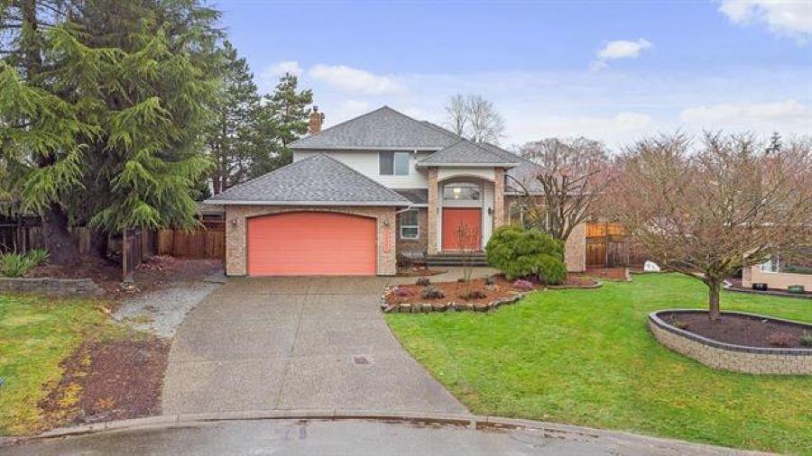 Property at 14247 86 AVENUE image 1