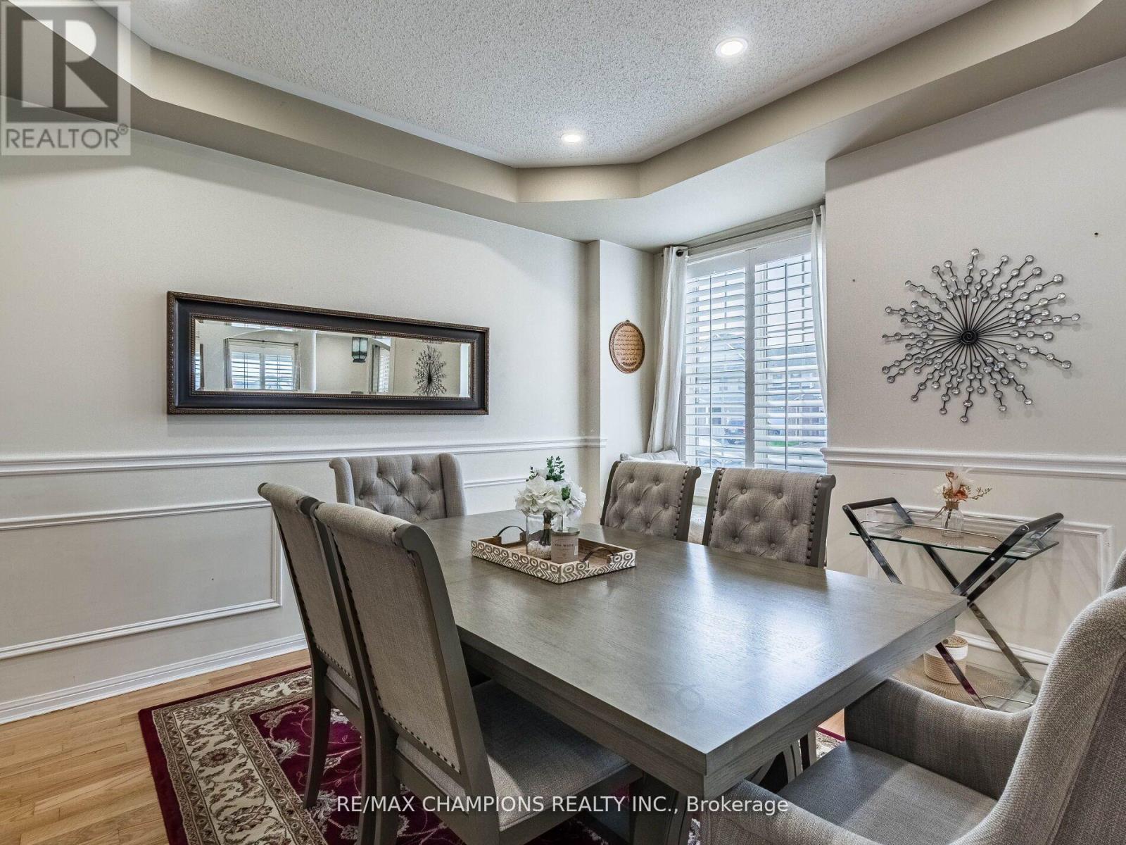 707 Trudeau Drive, Milton (Be Beaty), Ontario  L9T 5L4 - Photo 11 - W12139733