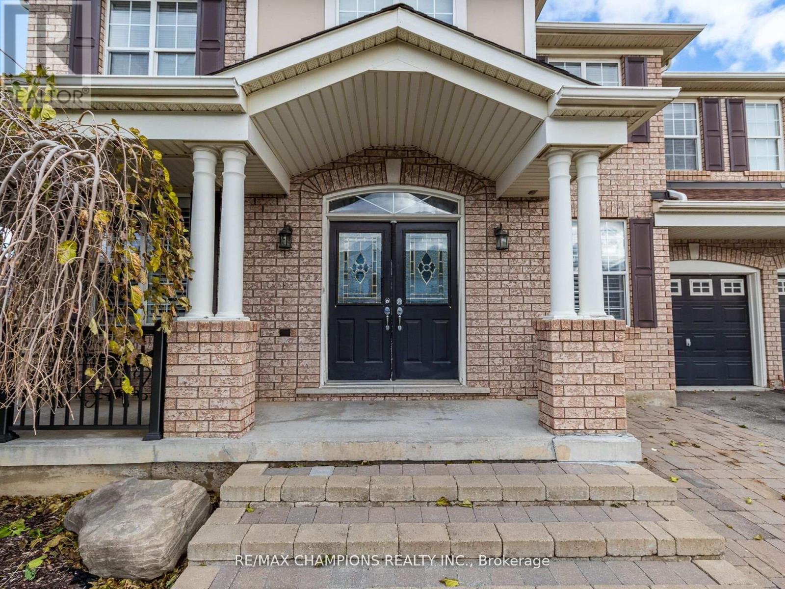 707 Trudeau Drive, Milton (Be Beaty), Ontario  L9T 5L4 - Photo 2 - W12139733