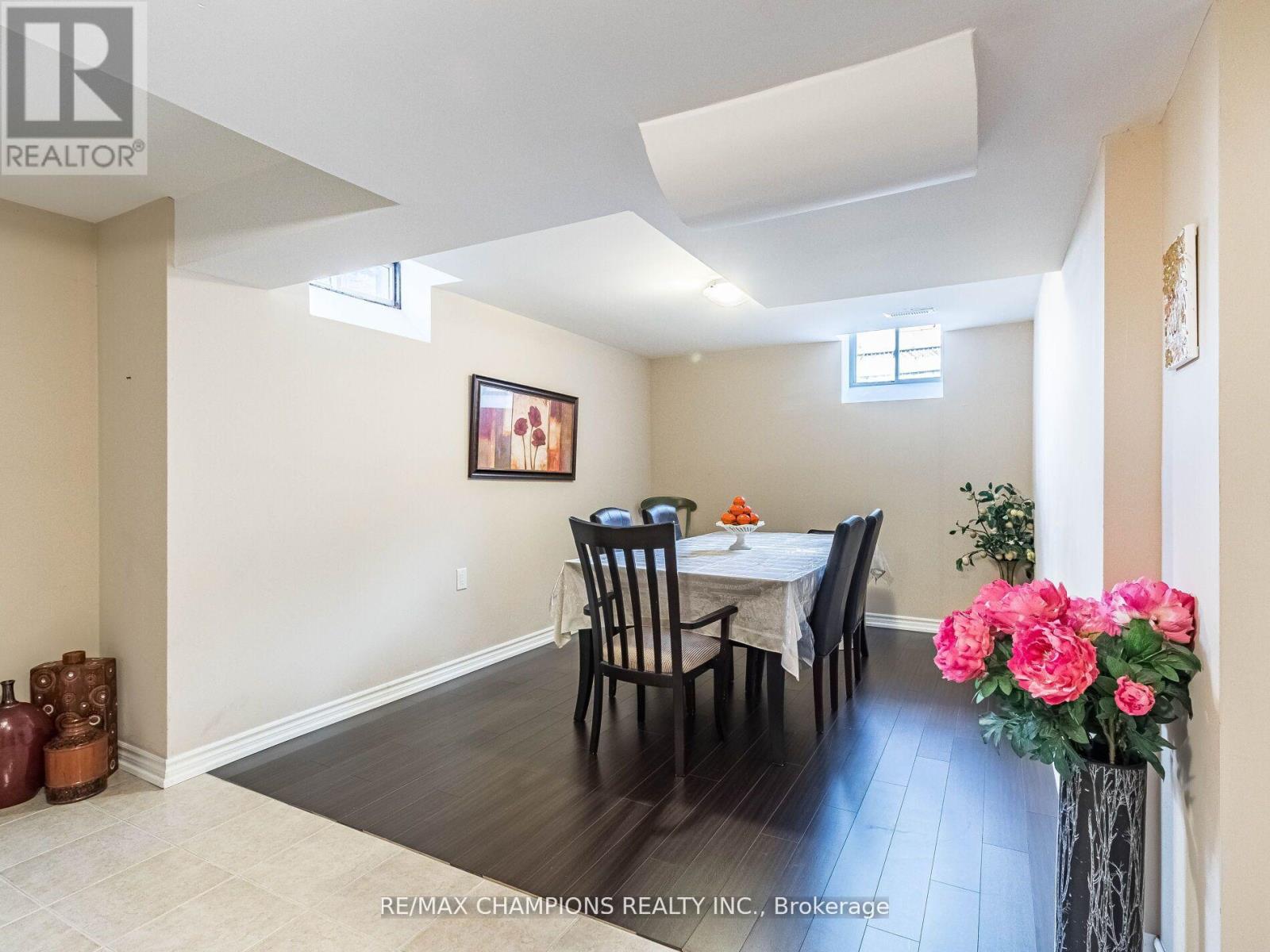 707 Trudeau Drive, Milton (Be Beaty), Ontario  L9T 5L4 - Photo 22 - W12139733