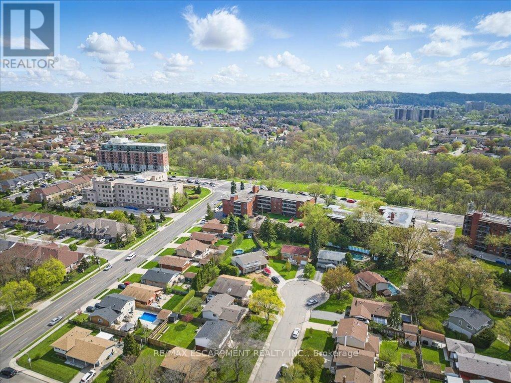 269 Rainbow Drive, Hamilton, Ontario  L8K 4G3 - Photo 47 - X12139713