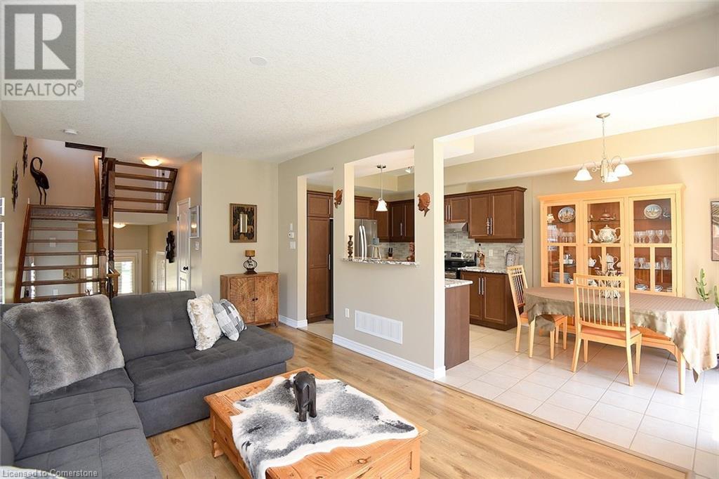 40 Dartmouth Gate Unit# 24, Stoney Creek, Ontario  L8E 0C4 - Photo 6 - 40727174