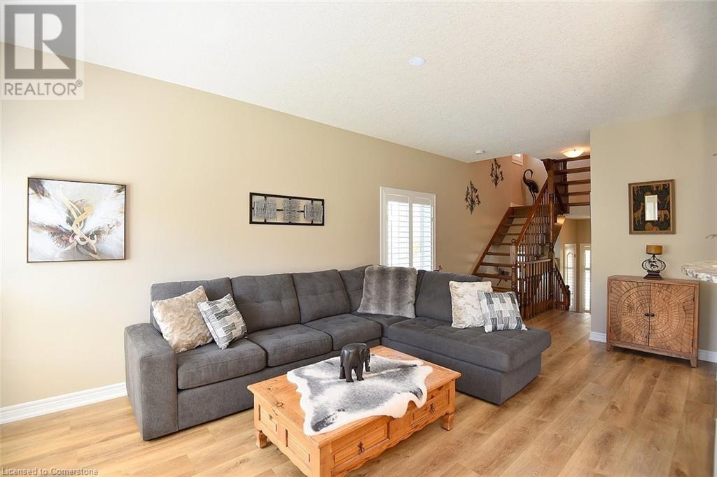 40 Dartmouth Gate Unit# 24, Stoney Creek, Ontario  L8E 0C4 - Photo 7 - 40727174