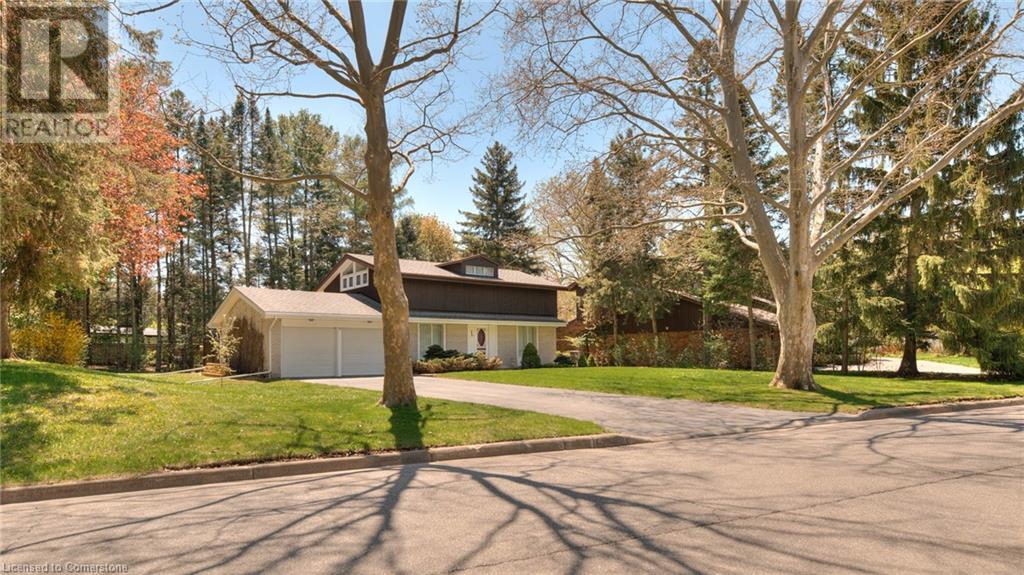 Property at 32 NEWMAN Drive image 3