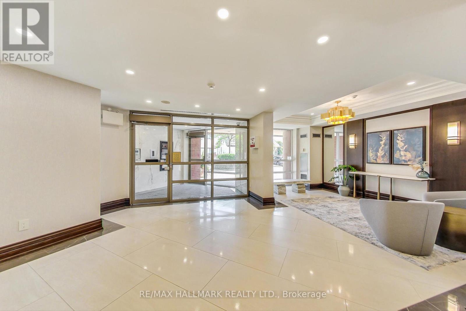 Property at 405 - 800 SHEPPARD AVENUE W image 4