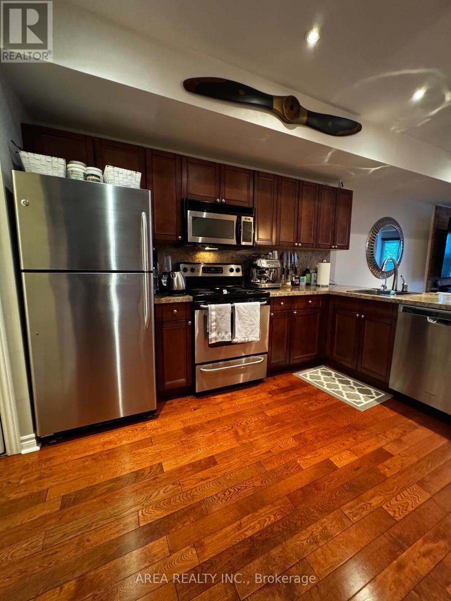 538 Parliament Street, Toronto, Ontario  M4X 1P6 - Photo 6 - C12139784