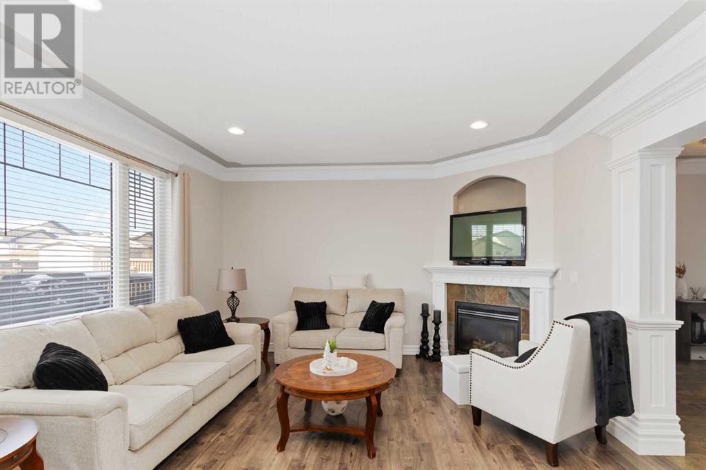 Property at 161 Lynx Crescent image 3