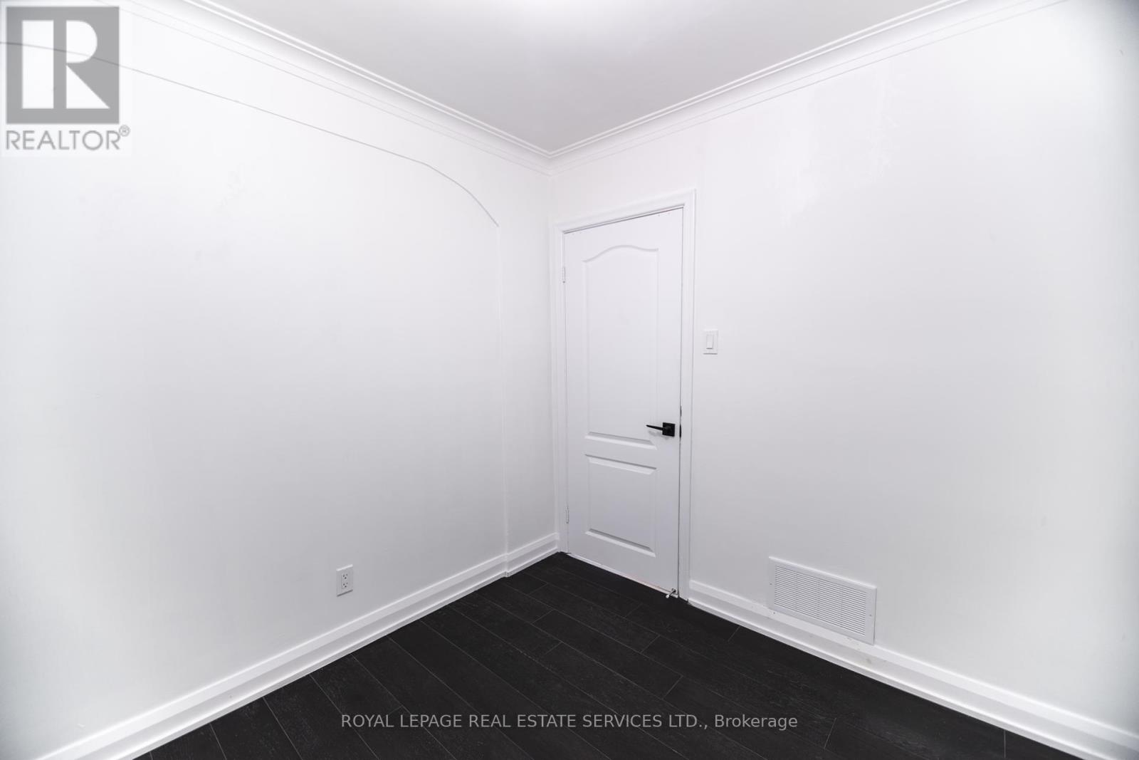 Main - 1010 Caledonia Road, Toronto, Ontario  M6B 3Z1 - Photo 11 - W12137730