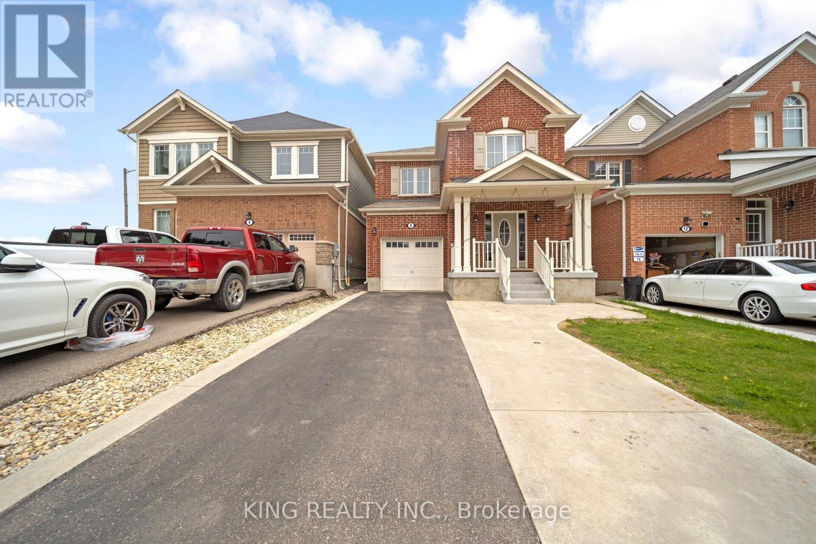 Property at 8 POINTER STREET image 1