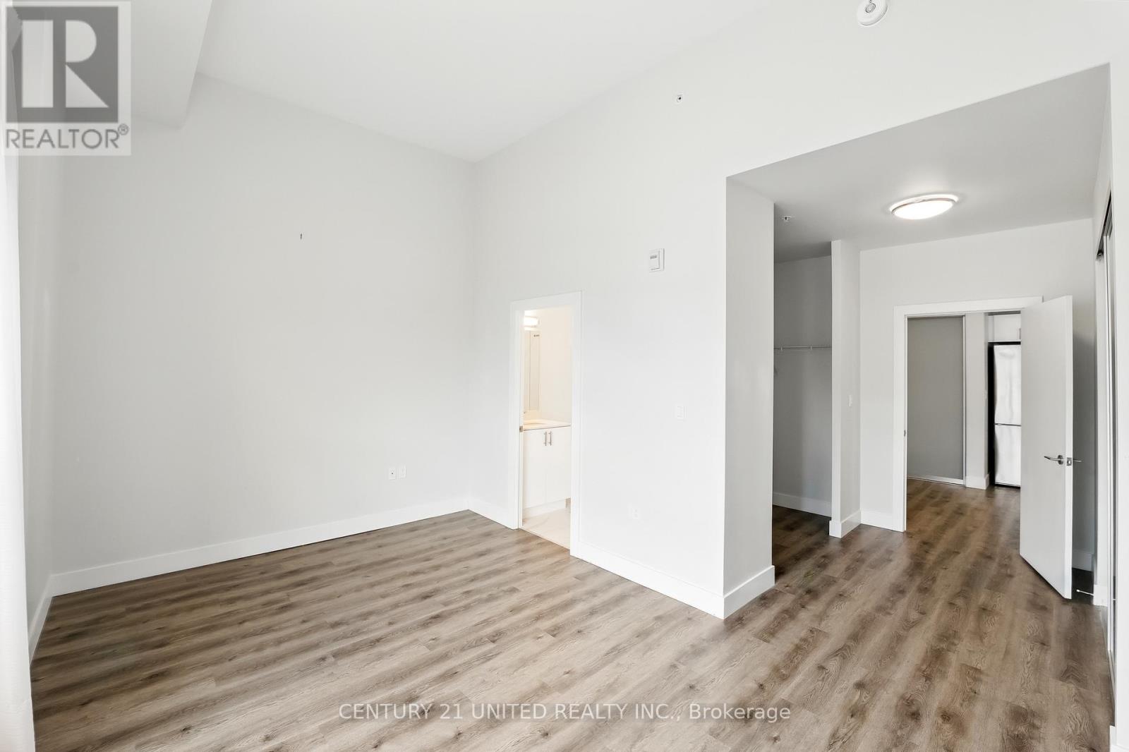 202 - 475 George Street N, Peterborough, Ontario  K9J 3G6 - Photo 11 - X12139813
