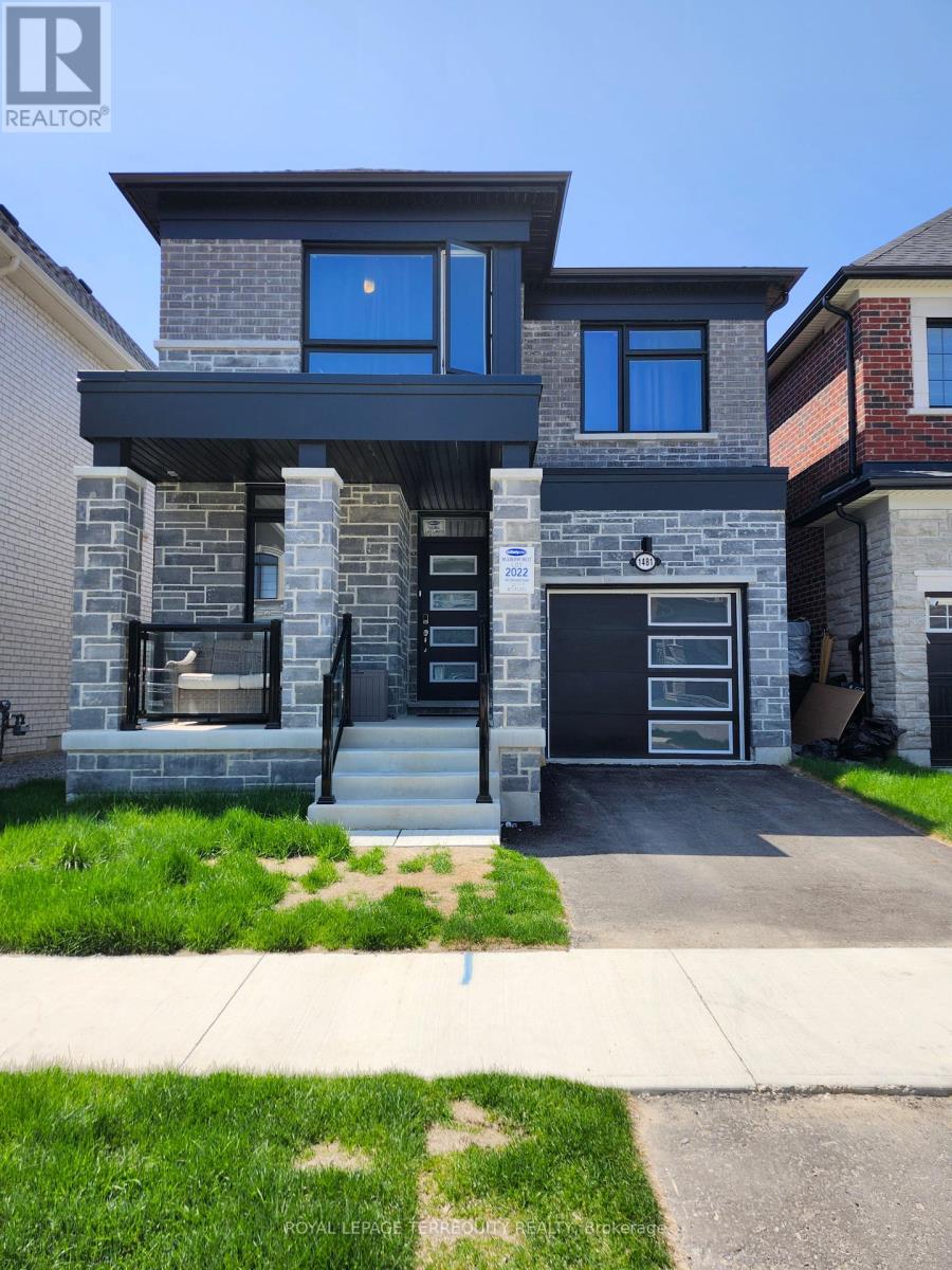 1481 Mockingbird Square, Pickering, Ontario  L1X 0N8 - Photo 2 - E12133926