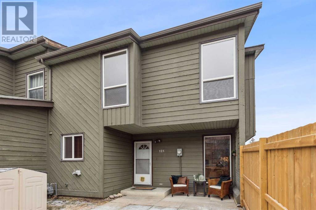 Property at 121, 420 Grier Avenue NE image 1