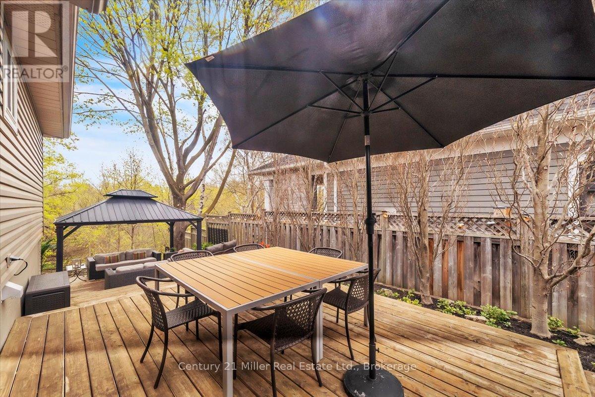 2301 Devon Road, Oakville, Ontario  L6J 5R2 - Photo 34 - W12132744