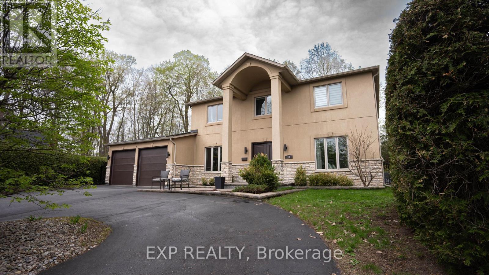 Property at 17 CHESSWOOD COURT image 2