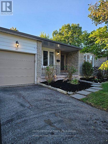 Main - 37 Harland Crescent, Ajax, Ontario  L1S 1K1 - Photo 2 - E12139829