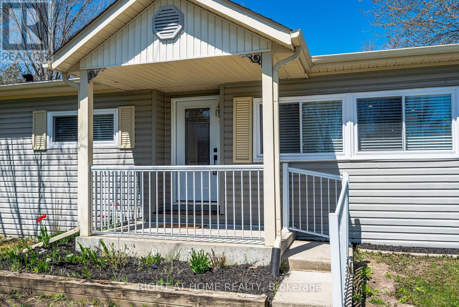 Property at 83 HAWTHORNE DRIVE image 3