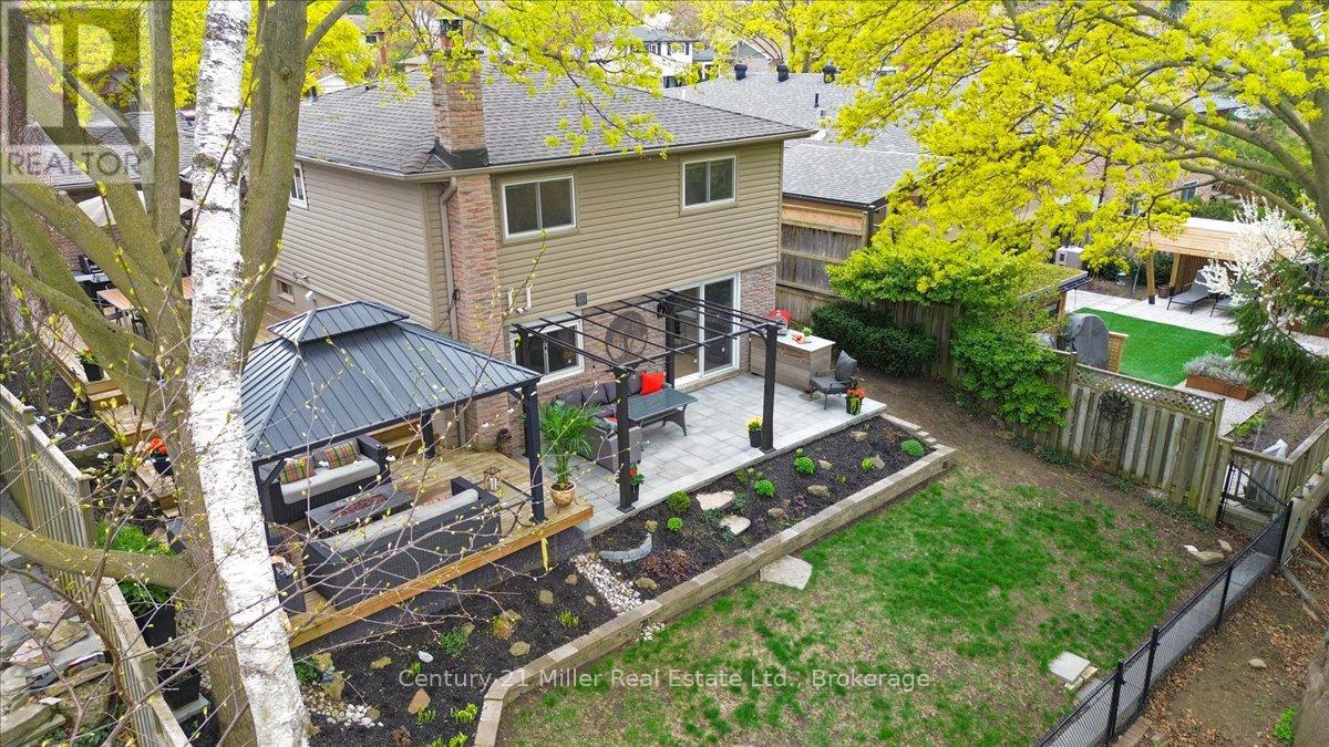 2301 Devon Road, Oakville, Ontario  L6J 5R2 - Photo 3 - W12132744