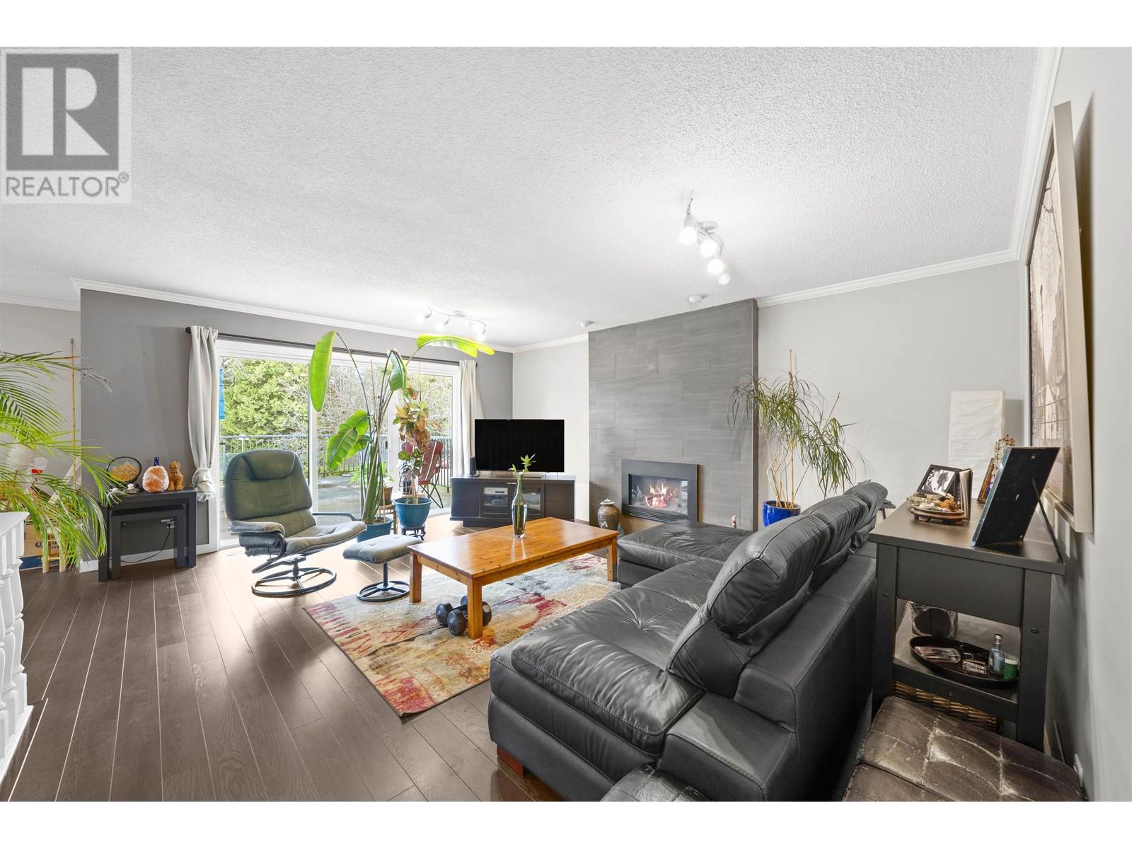 Property at 9560 PARKSVILLE DRIVE image 2
