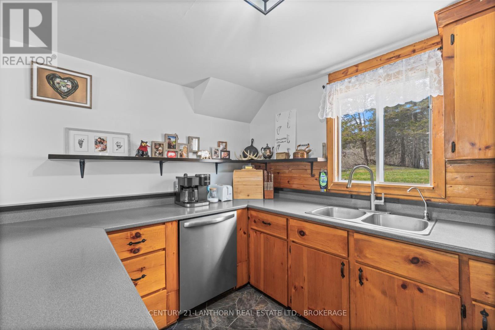 7993 Perth Road, Frontenac (Frontenac South), Ontario  K0K 2L0 - Photo 31 - X12100309