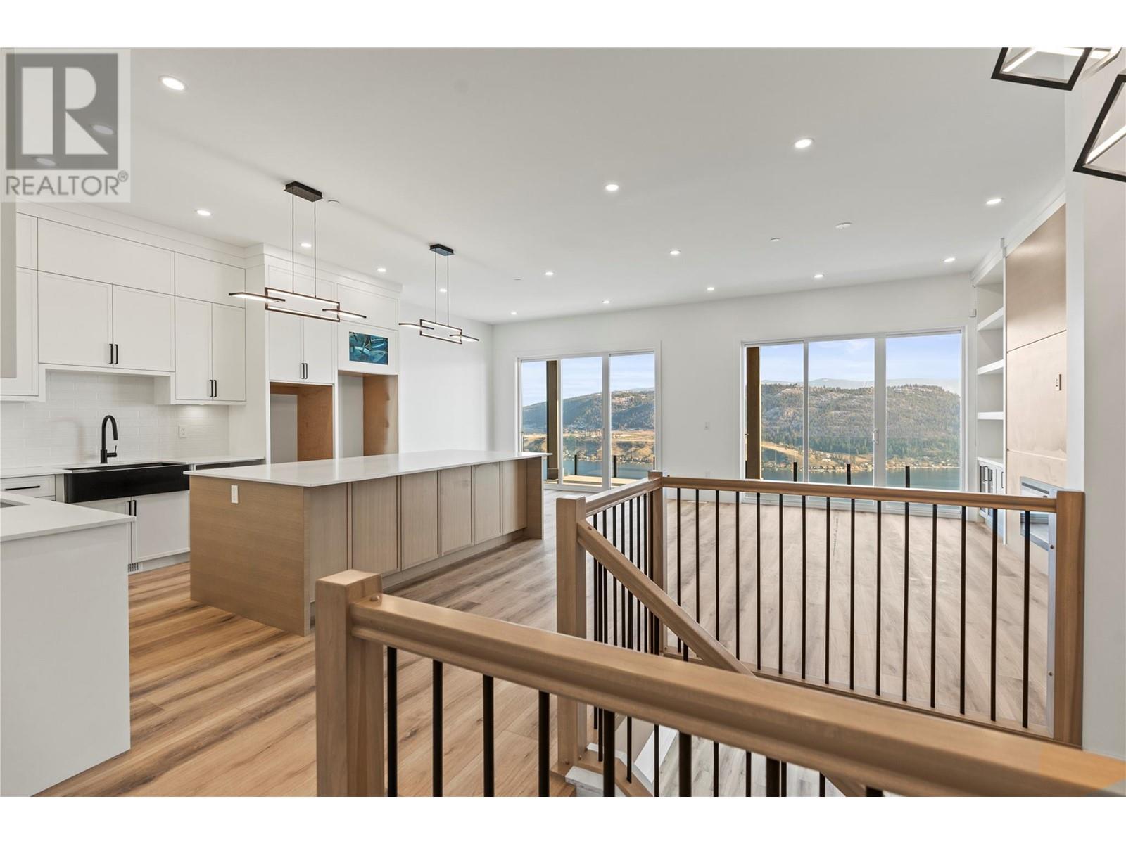 8948 Tavistock Road, Vernon, British Columbia  V1H 2L4 - Photo 11 - 10347323