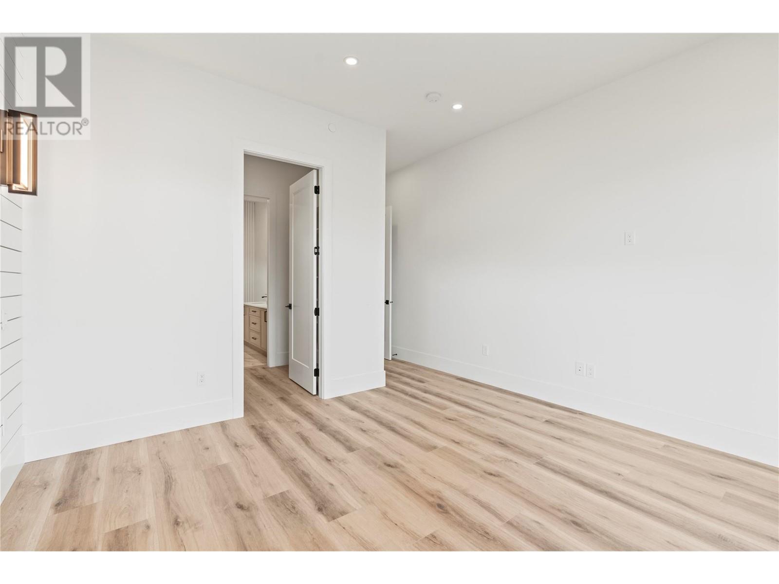 Property at 8948 Tavistock Road image 3