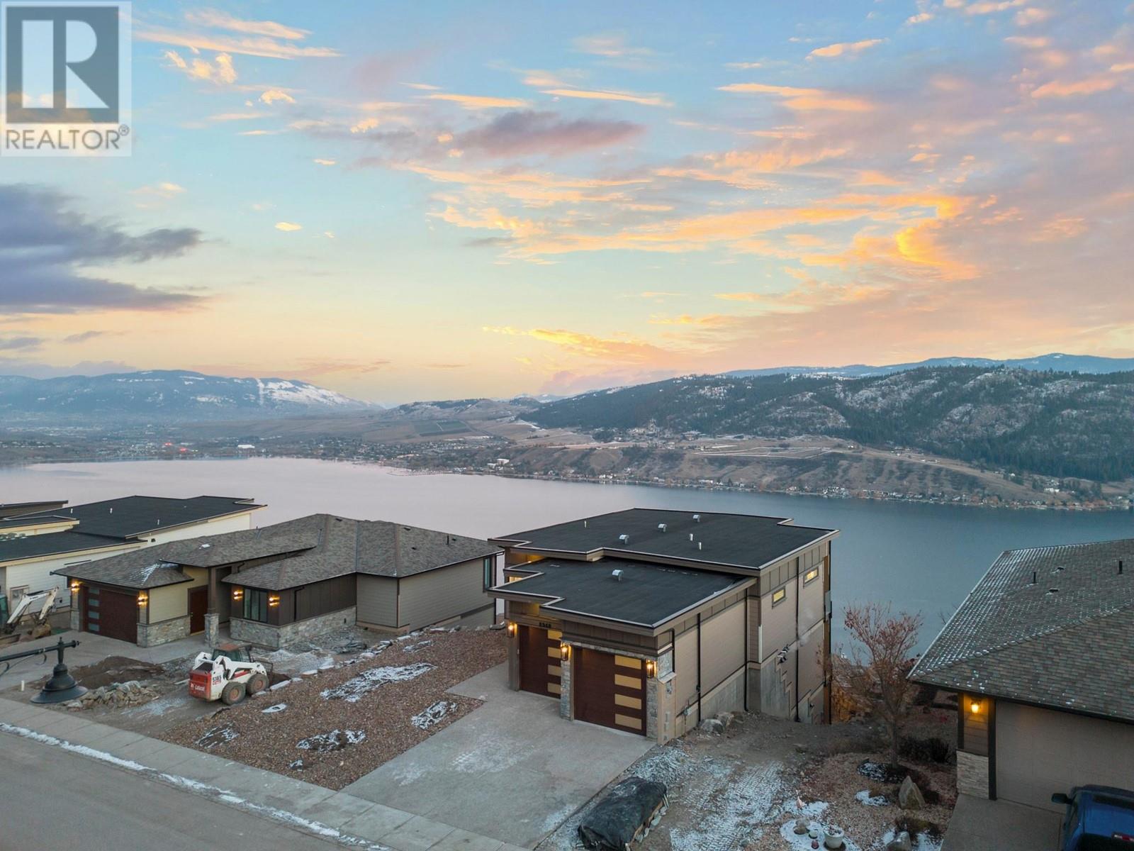 8948 Tavistock Road, Vernon, British Columbia  V1H 2L4 - Photo 3 - 10347323