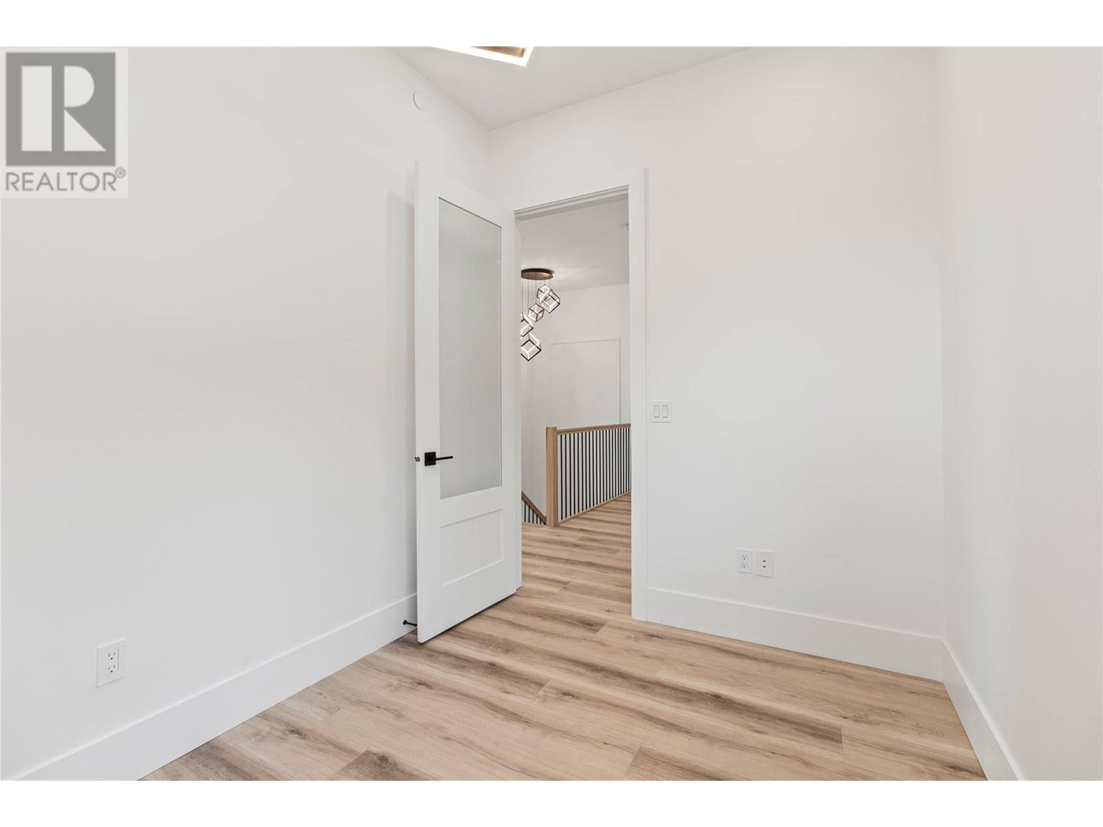 8948 Tavistock Road, Vernon, British Columbia  V1H 2L4 - Photo 9 - 10347323