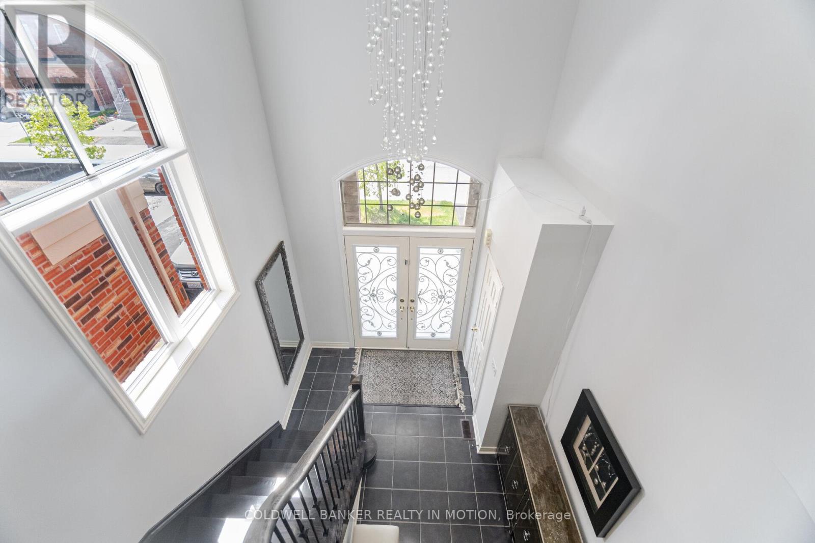 474 Cedric Terrace, Milton (Ha Harrison), Ontario  L9T 8P8 - Photo 5 - W12137909
