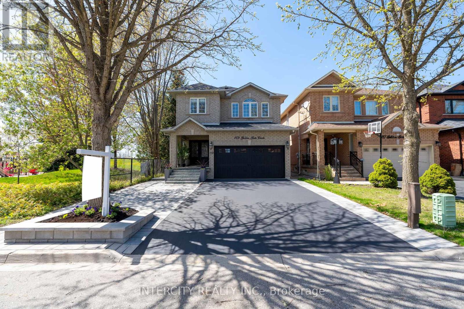 119 GOLDEN GATE CIRCLE, vaughan (sonoma heights), Ontario