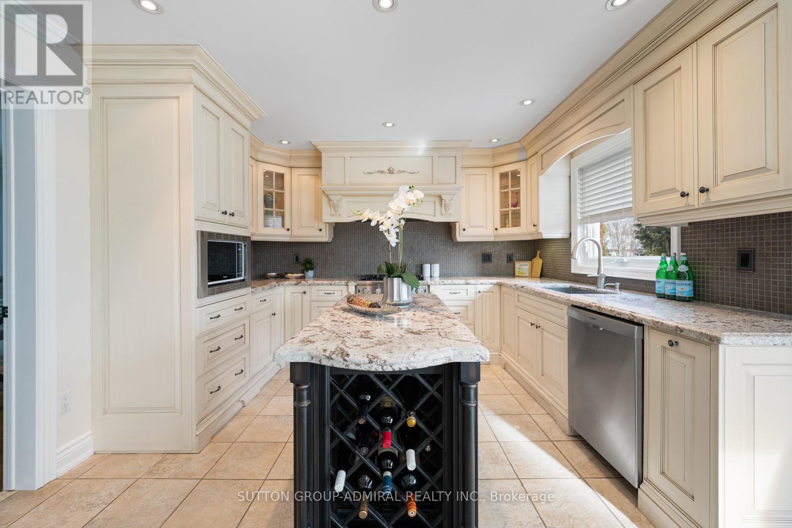 117 Flamingo Road, Vaughan, Ontario  L4J 8K8 - Photo 11 - N12139846