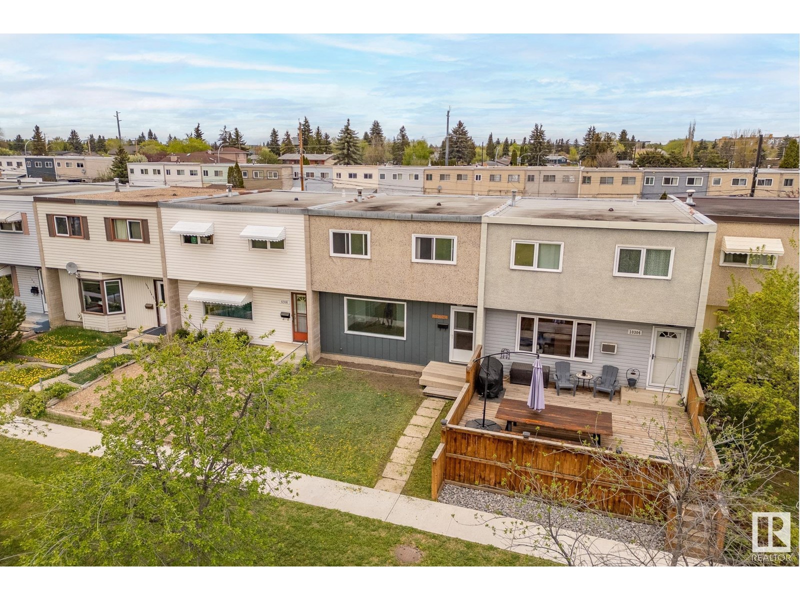 Property at 10306 131A AV NW image 1