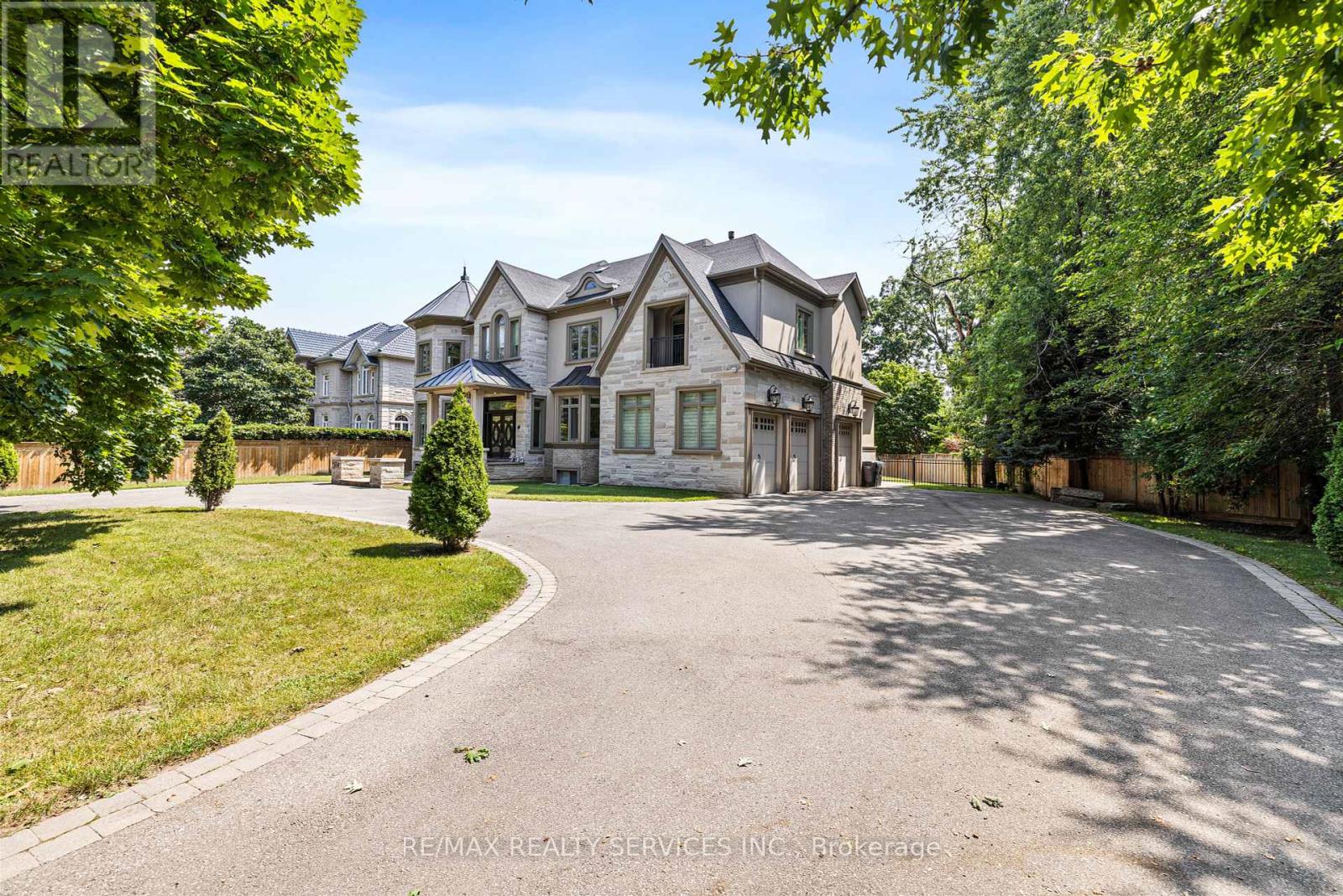 Property at 2454 MISSISSAUGA ROAD image 2