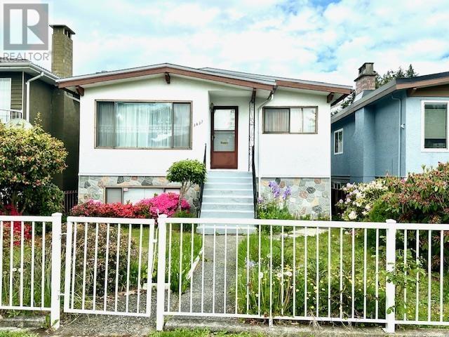 3437 E 45th Avenue, Vancouver, British Columbia  V5R 3E9 - Photo 1 - R3000413
