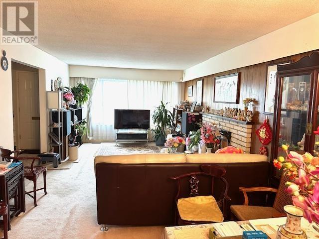 3437 E 45th Avenue, Vancouver, British Columbia  V5R 3E9 - Photo 2 - R3000413