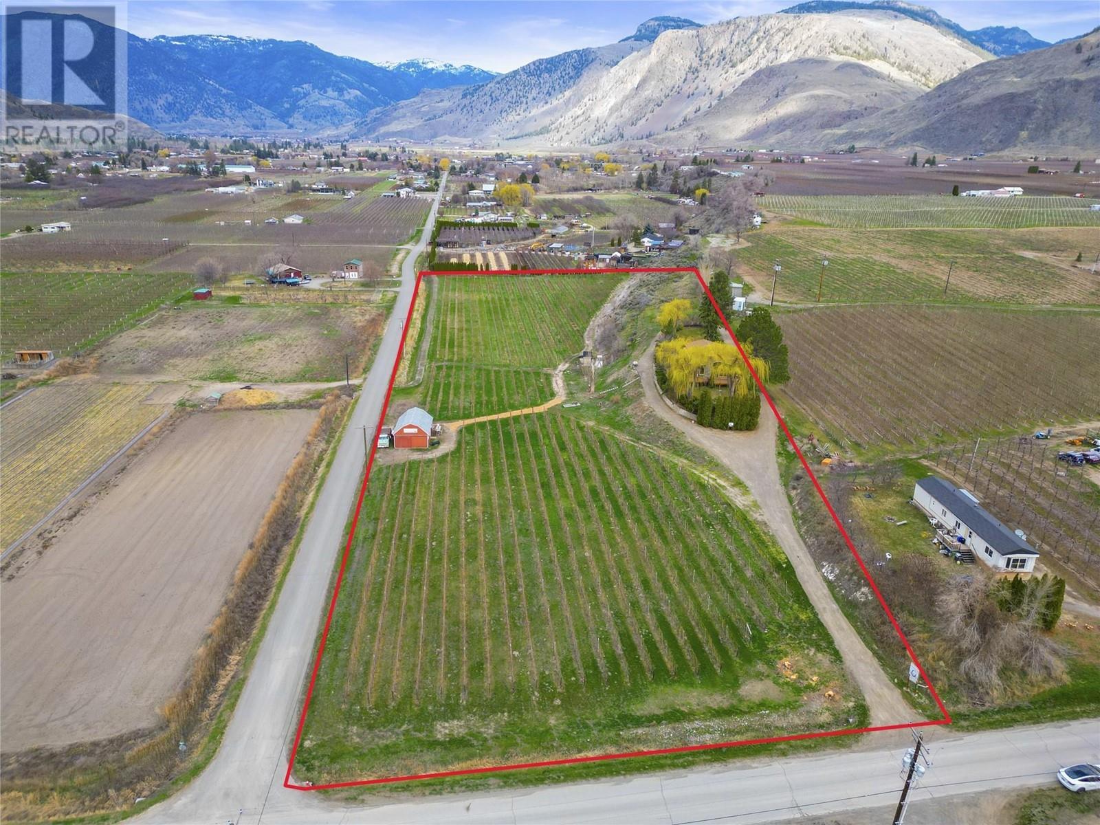715 Lowe Drive, Cawston, British Columbia  V0X 1C2 - Photo 2 - 10347343