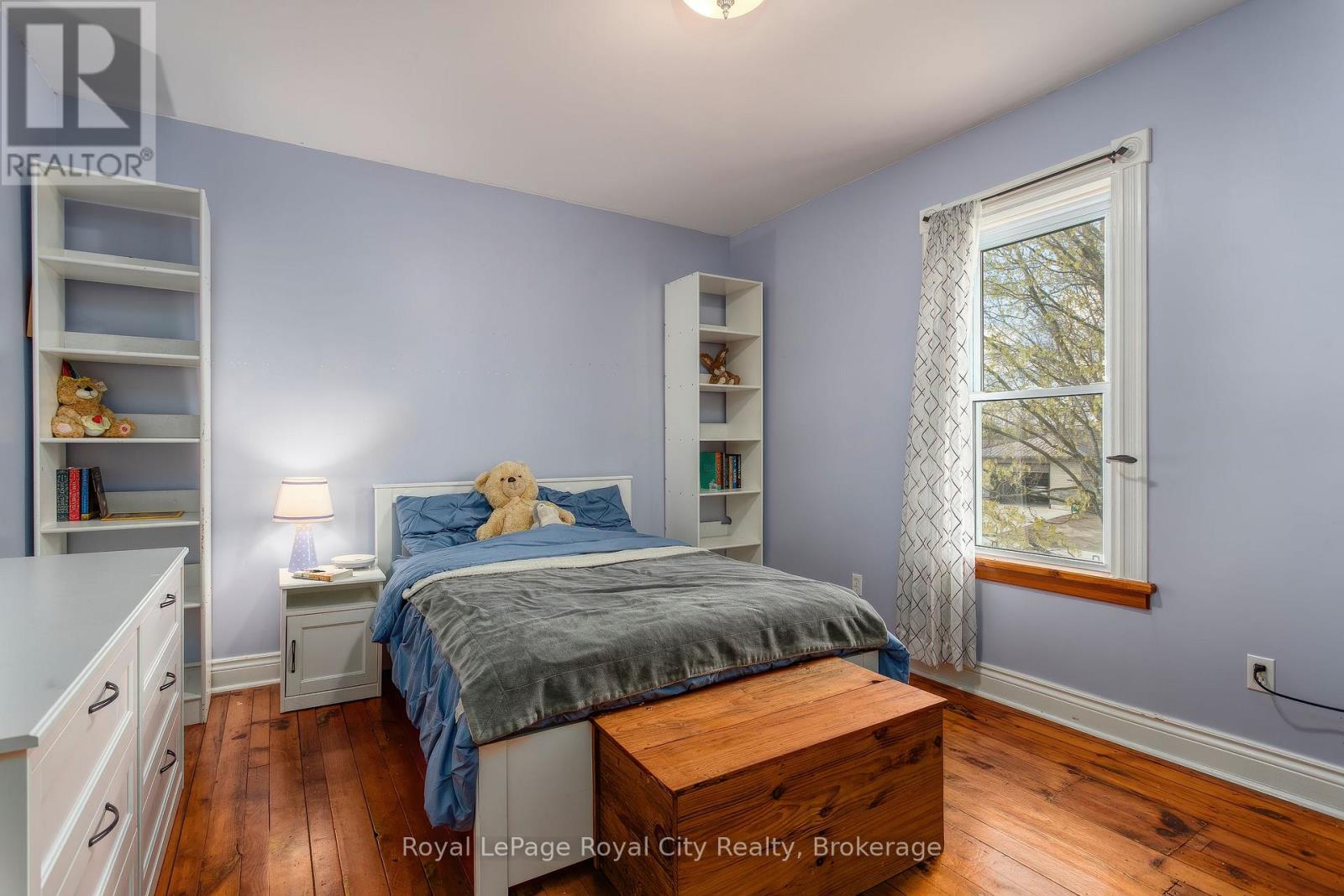 15 Catherine Street N, Mapleton, Ontario  N0G 2K0 - Photo 31 - X12137433