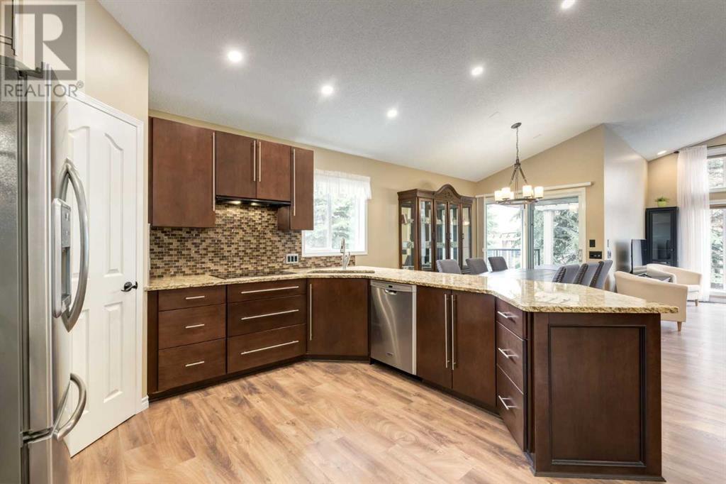 Property at 36 Hidden Ranch Mews NW image 5