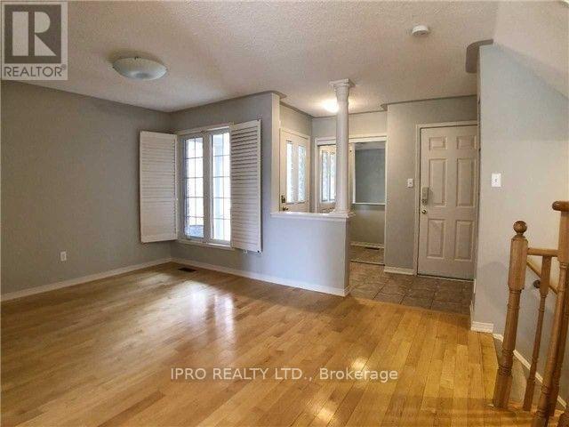 45 - 2665 Thomas Street, Mississauga, Ontario  L5M 6G5 - Photo 5 - W12139851