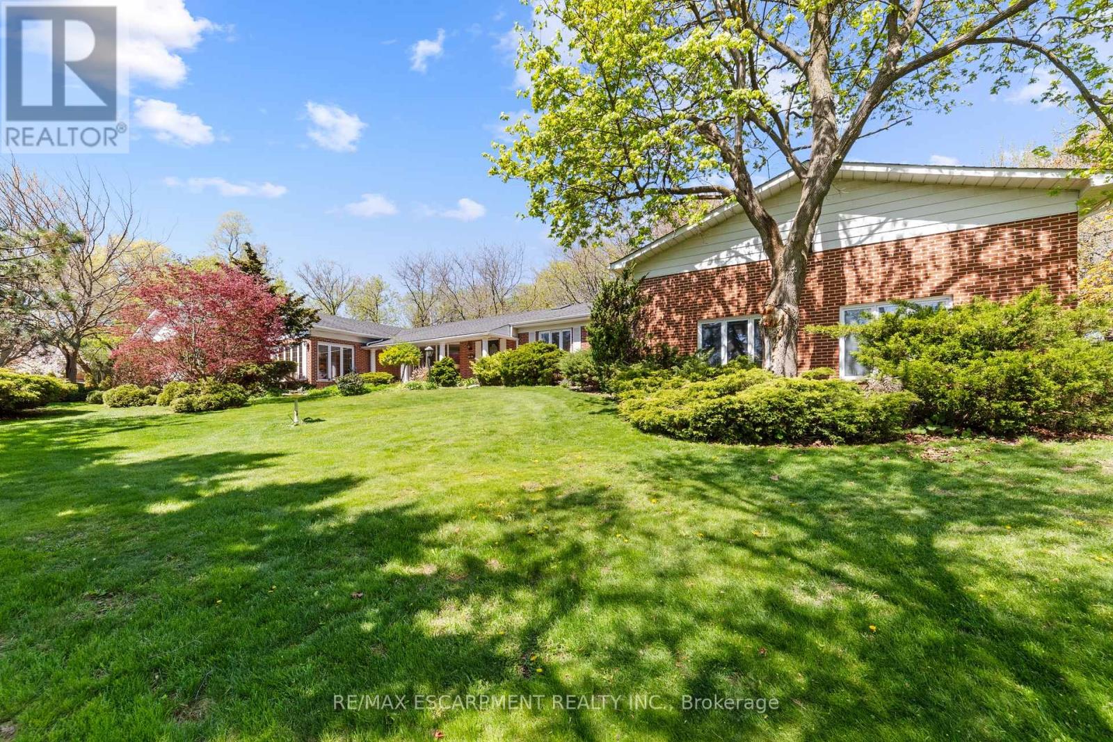 Property at 1411 BEAUFORT DRIVE image 3
