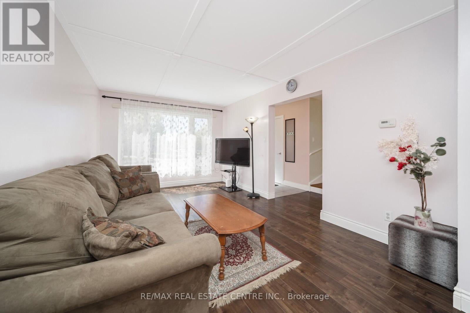 60 Chipwood Crescent, Brampton, Ontario  L6V 2E5 - Photo 15 - W12139876