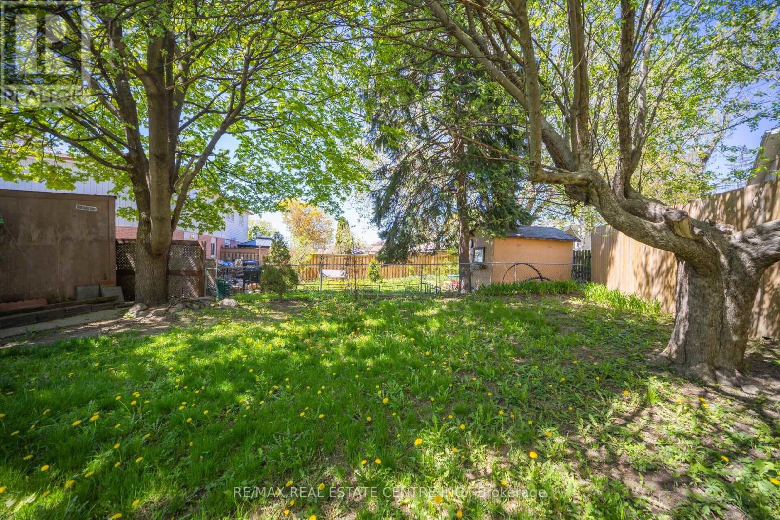 60 Chipwood Crescent, Brampton, Ontario  L6V 2E5 - Photo 49 - W12139876