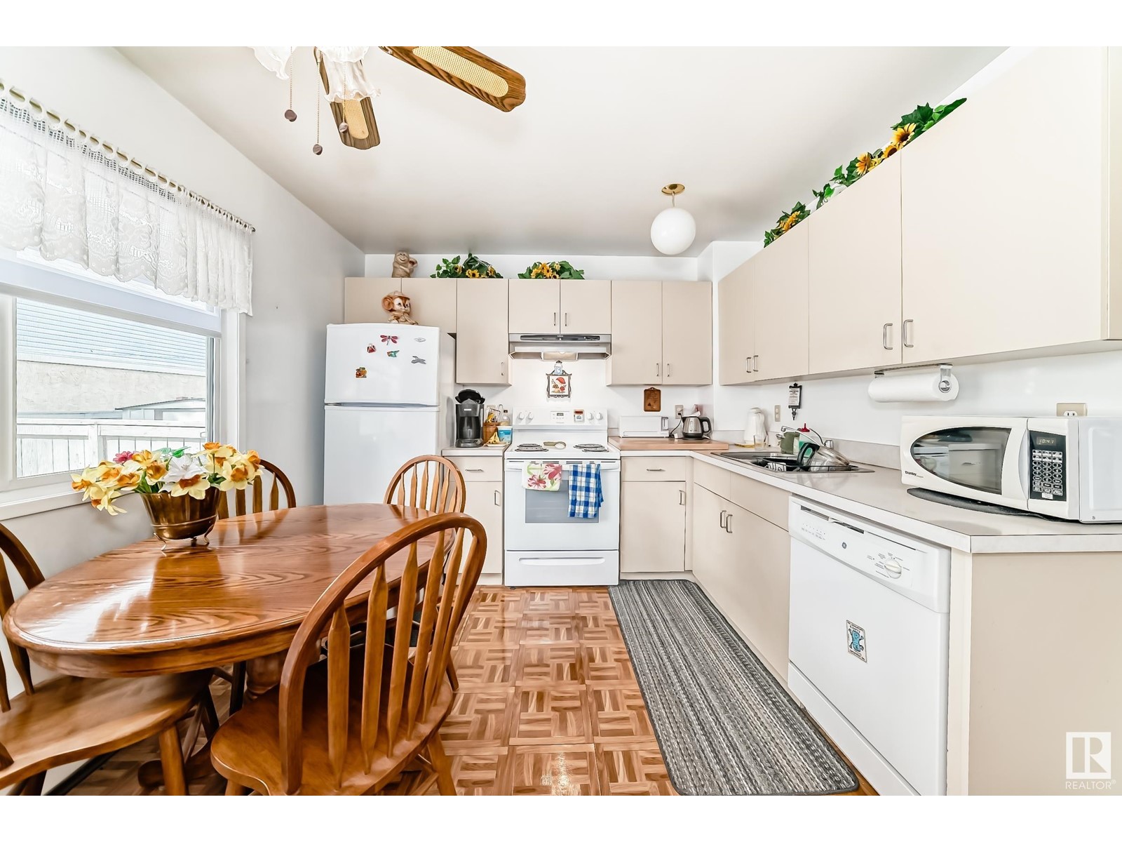 Property at #53 2030 BRENTWOOD BV image 3